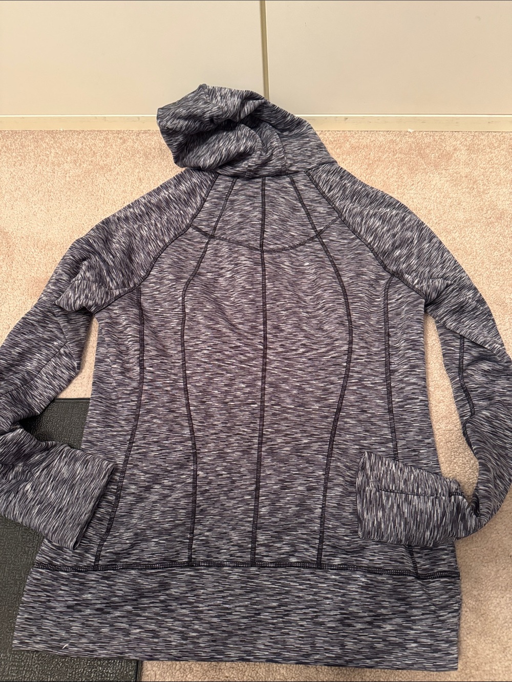 Athleta Ladies Hoided Zip Up XL - Picture 7 of 9